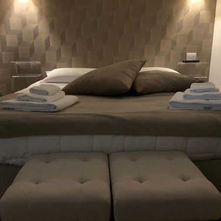 Cappellanio Suite & Apartament Montescaglioso Bagian luar foto
