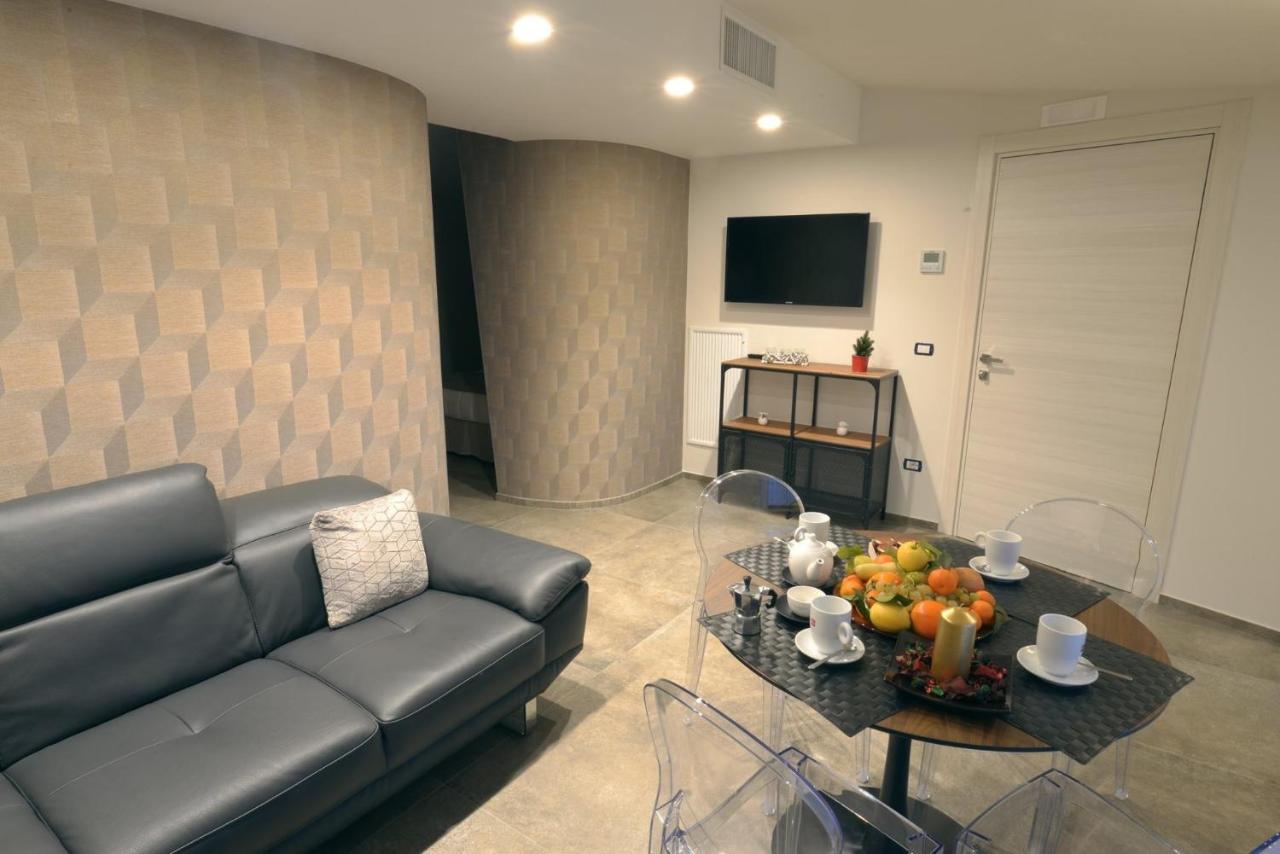 Cappellanio Suite & Apartament Montescaglioso Bagian luar foto