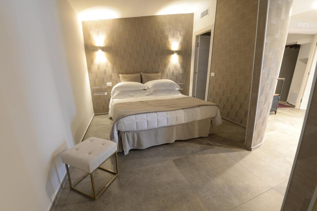 Cappellanio Suite & Apartament Montescaglioso Bagian luar foto